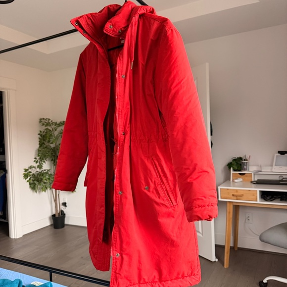Universal Thread Red Water-Resistant Puffer Jacket - Picture 2 of 11